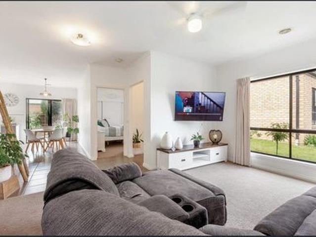 NEAT AND TIDY TWO BEDROOM UNIT IN DELACOMBE