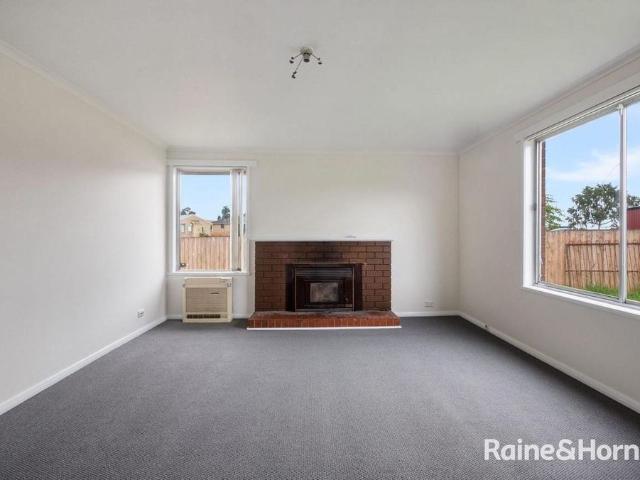 Neat and tidy three bedroom home