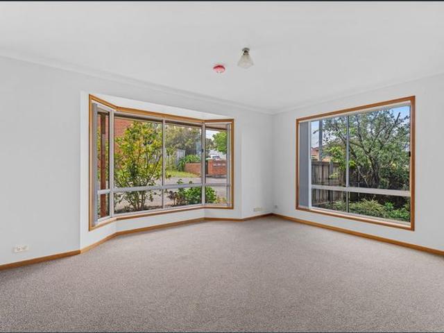 Neat and Tidy Villa in Great Location