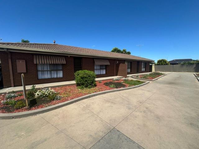 Neat and Tidy 2 Bedroom Unit
