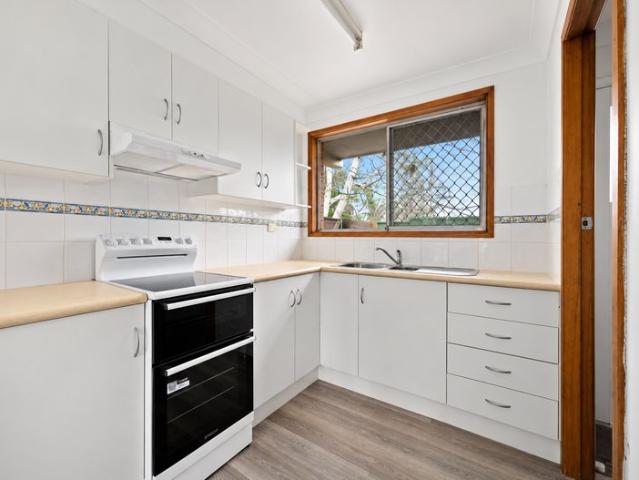 Neat And Tidy 2 Bedroom Unit