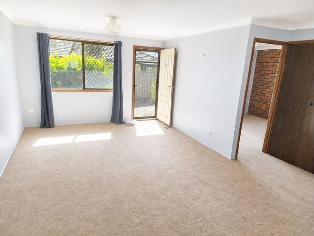 Neat and Tidy 2 Bedroom Unit