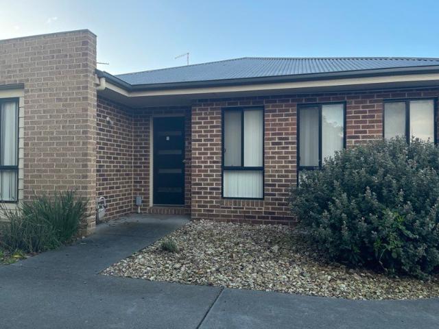Neat and tidy 2 Bedroom unit!