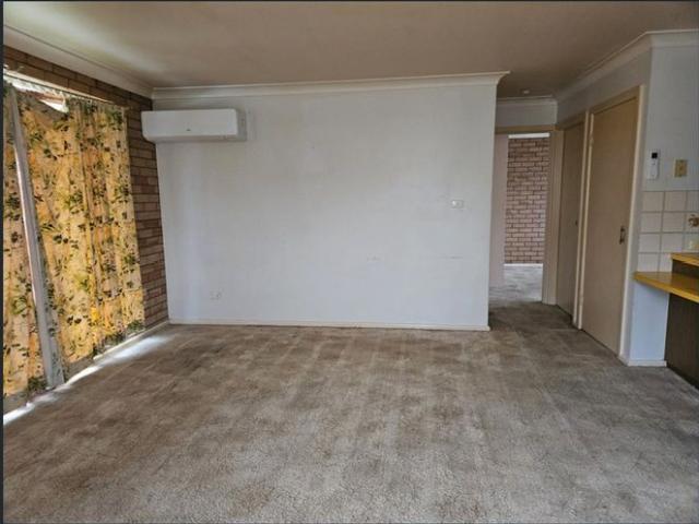NEAT AND TIDY 2 BEDROOM UNIT