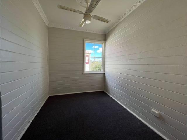 Neat and Tidy 2 Bedroom Duplex