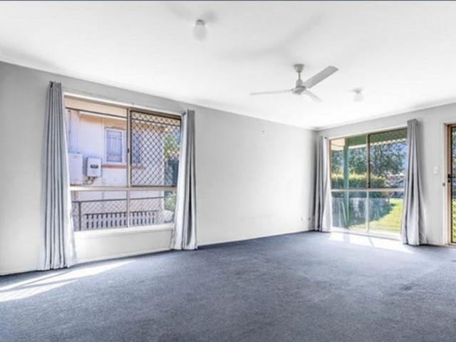 Neat and Tidy 3 Bedroom Home in Convenient Brighton Location