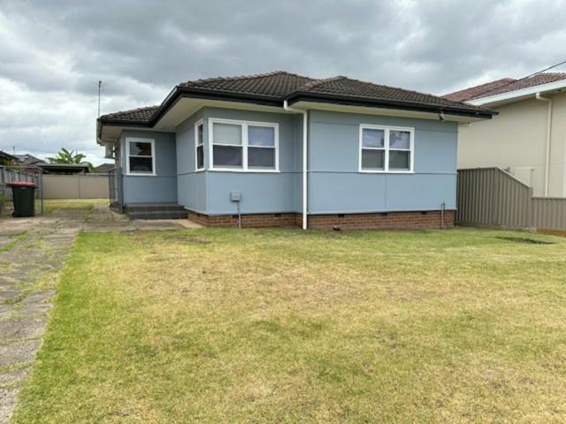 NEAT AND TIDY 3 BEDROOM HOME