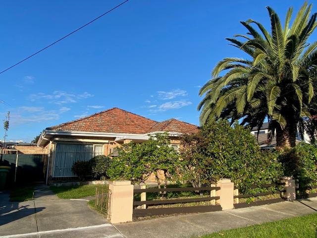 Neat and tidy 3 bedroom house in ideal location