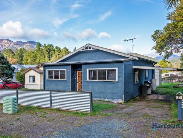 Neat and Tidy 4 Bedroom Home