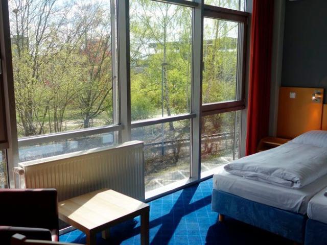 Neat and awesome flat with daily breakfast in Braunschweig, Braunschweig Amsterdam Apartments for Rent