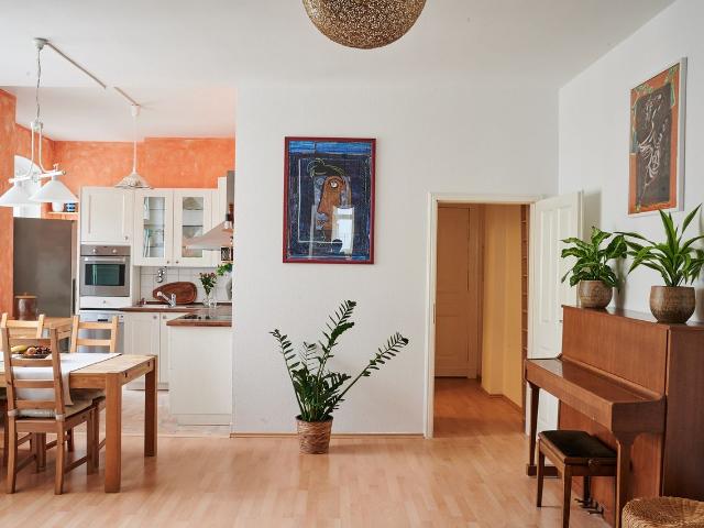 Neat and awesome suite Berlin, Berlin Amsterdam Apartments for Rent