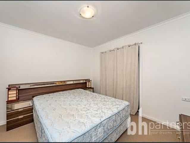 Neat And Comfortable Three Bedroom Home Packed With Loads of Features