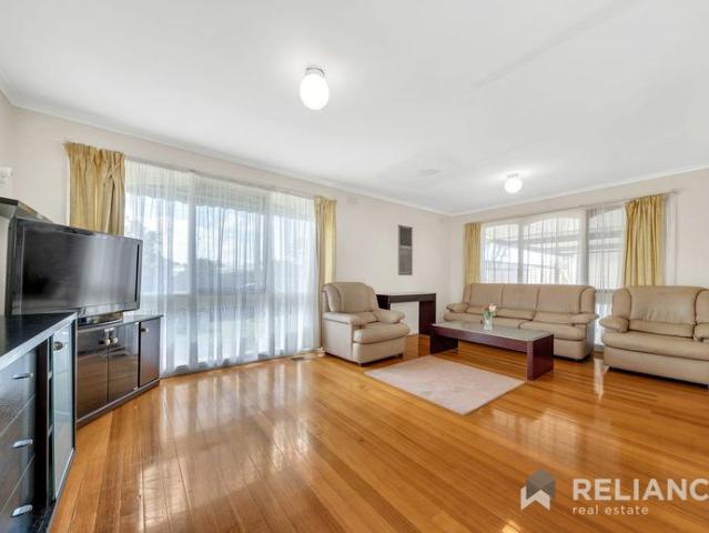 Neat and Cosy Home in Court Location