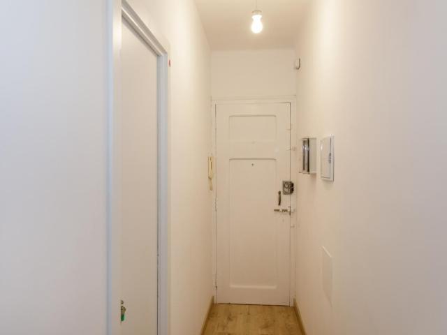 Neat and cosy single bedroom near the Collblanc metro