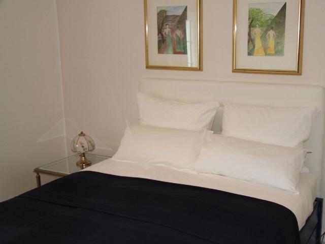 Neat and cute apartment M Kerpen, Kerpen Amsterdam Apartments for Rent