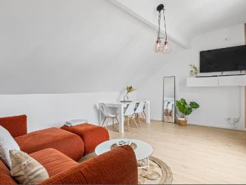 Neat and fashionable home
