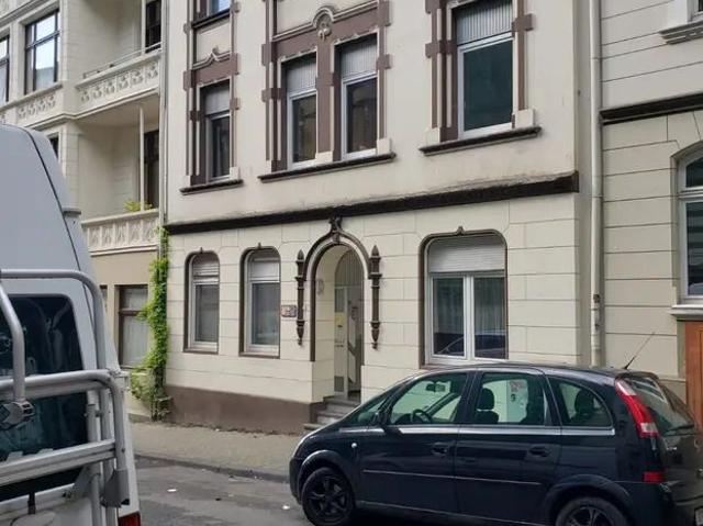 Neat and perfect suite in quiet street, Wuppertal, Wuppertal Amsterdam Apartments for Rent