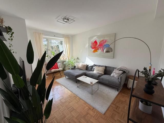 Neat and quiet home in Düsseldorf, Dusseldorf Amsterdam Apartments for Rent