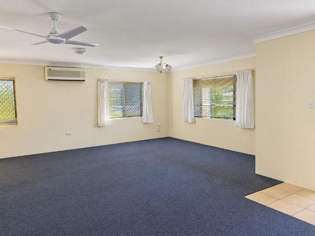 Neat and Spacious Home in Prime Arundel Location