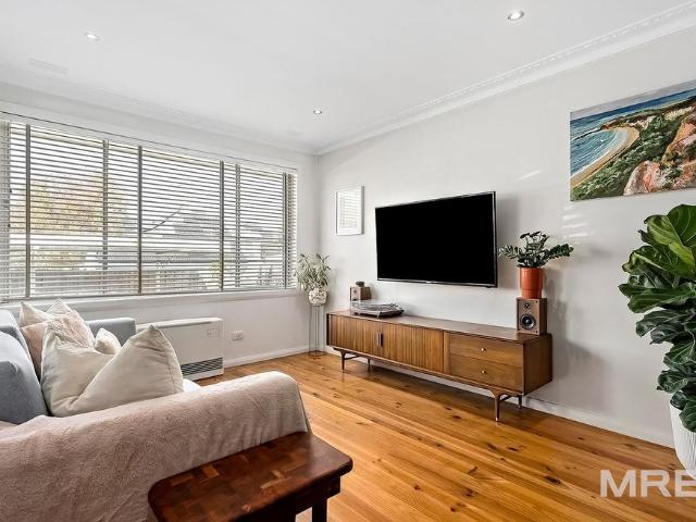 Neat as a button with North facing kitchen and courtyard