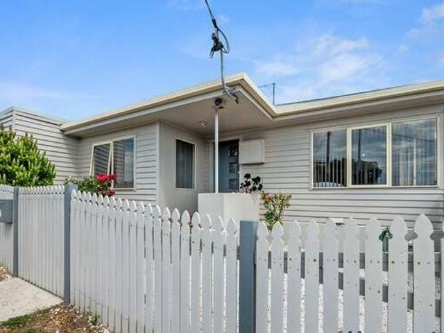 Neat as a pin and Ready to Move in