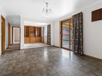 Neat as a pin family home in popular Strathdale