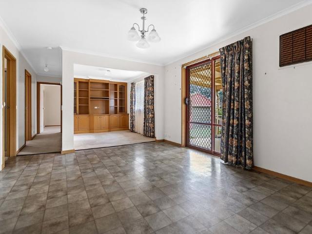 Neat as a pin family home in popular Strathdale