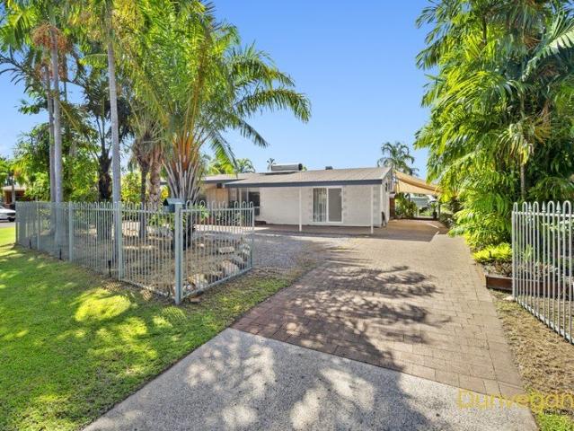 Neat As A Pin Home in Rosebery!