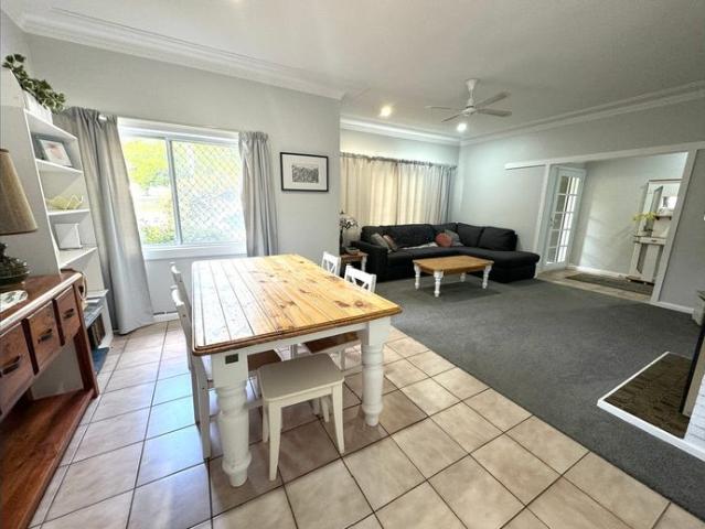 FURNISHED! Neat as a Pin & Ready to Move In!