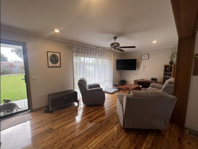Neat As A Pin ~ Three Bedroom Home
