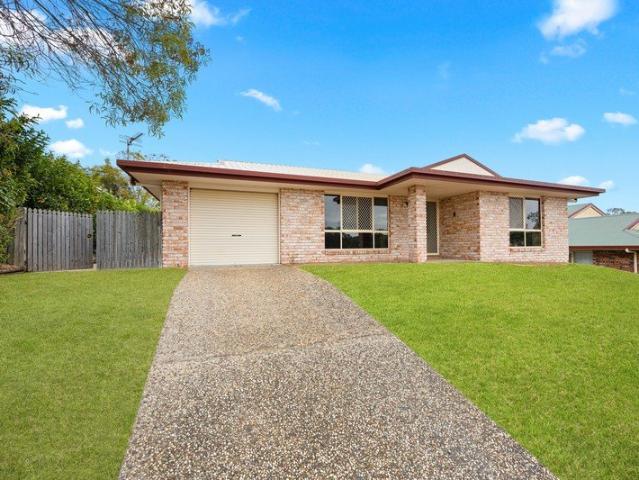 NEAT AS A PIN TIDY 3 BEDROOM BRICK HOME
