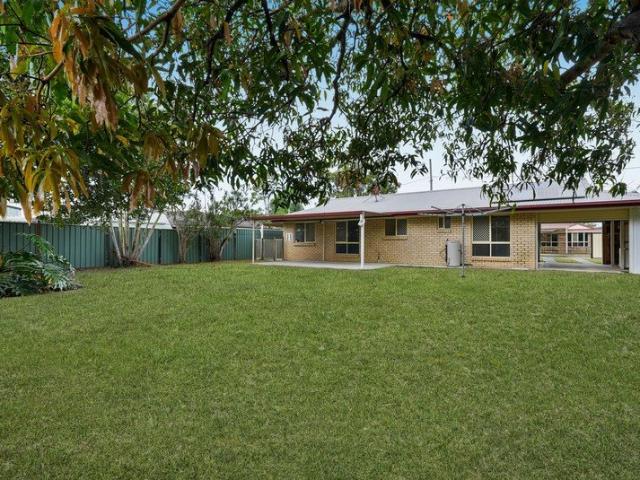 Neat, Clean and Fresh! With Side Through Access To The Rear! 670M2
