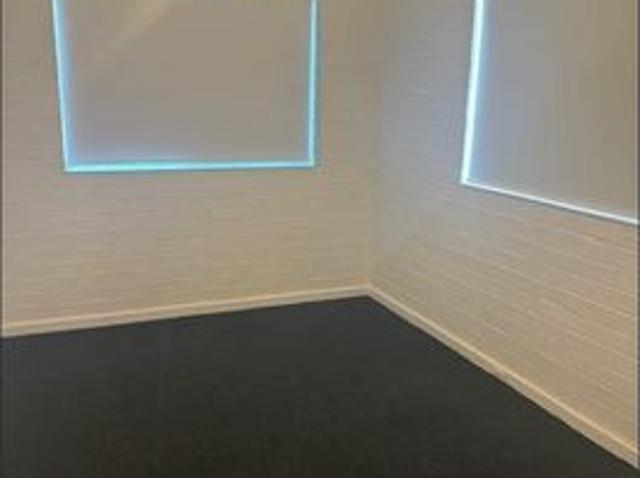 NEAT & CLEAN 2 BEDROOM UNIT CLOSE TO BEACH AND SHOPS
