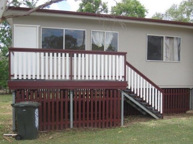 Neat, Comfortable & Convenient Right in the Heart of Town!