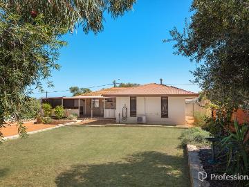 Northampton, Chapman Valley, Peak Island, Western Australia