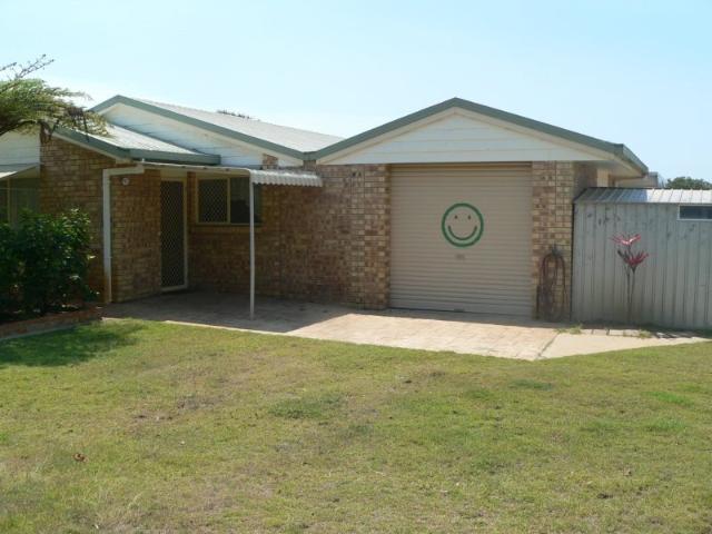 Neat & Comfortable Home in Peaceful Rural Setting