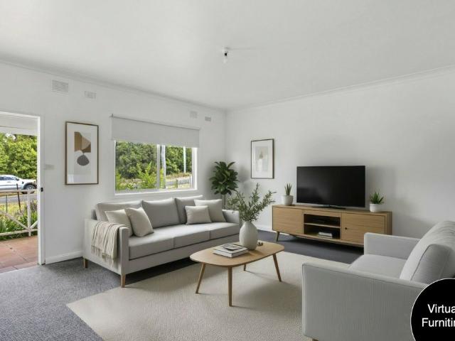 Neat & Comfortable Two Bedroom Cottage on a Spacious 700m² Block