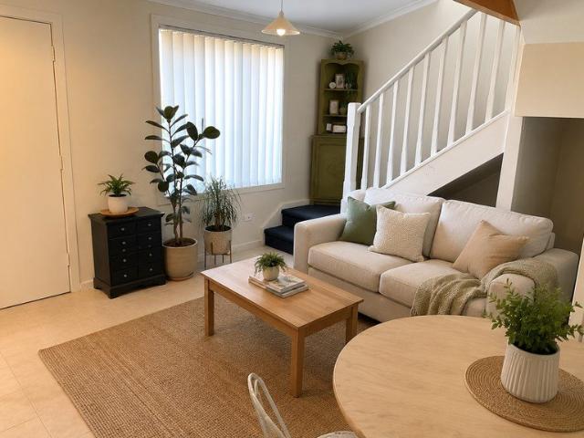 Neat & Comfortable Two Bedroom Townhouse