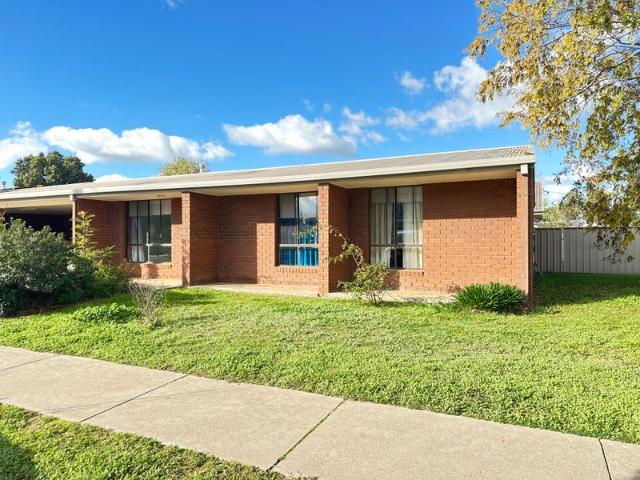 Neat & Comfortable Two Bedroom Unit