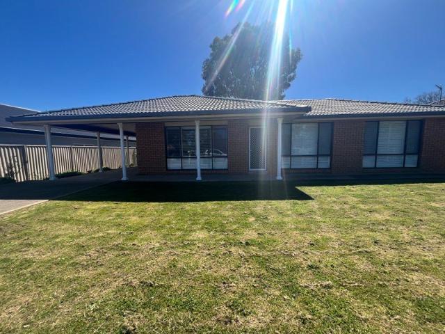 Neat & Comfortable Three Bedroom Home