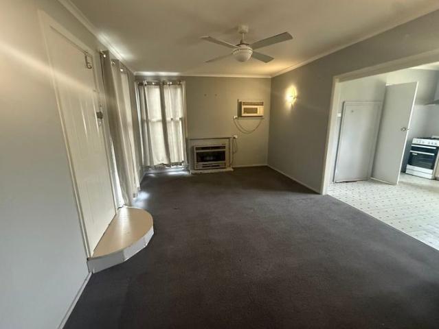 Neat & Comfortable 2 Bedroom Home