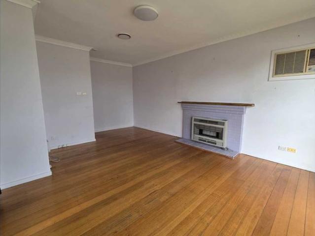 Neat & Convenient Family Home