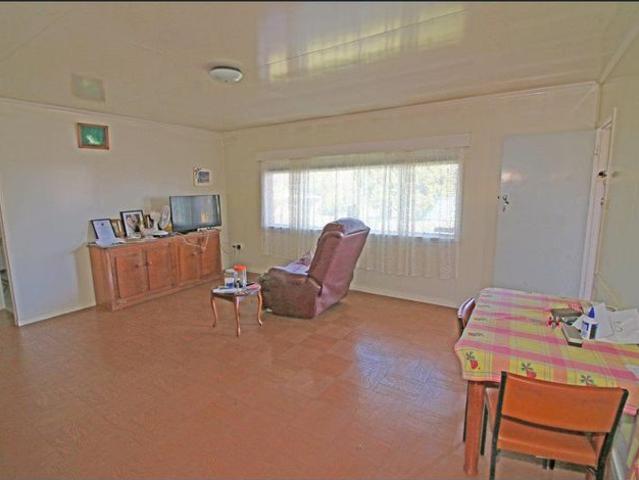 Neat & Convenient Unit Living