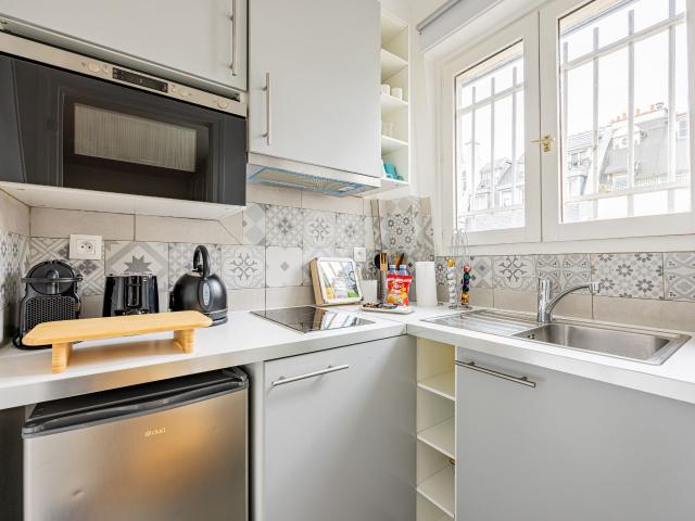 Neat, cozy flat close to park
