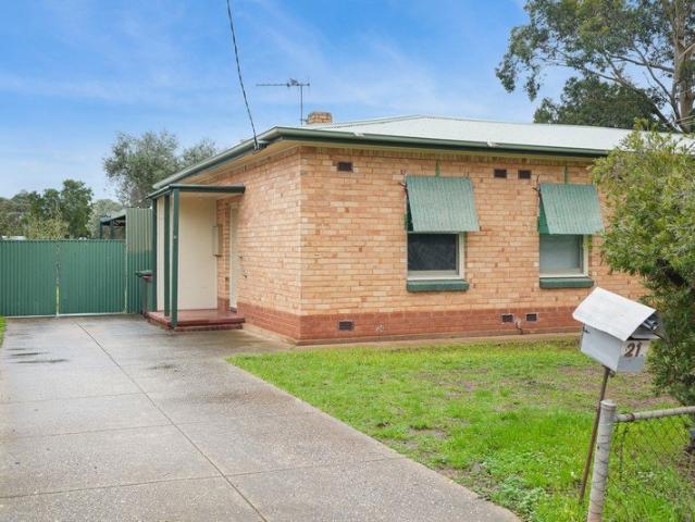 Neat & Functional Three Bedroom Home with Outdoor Entertaining
