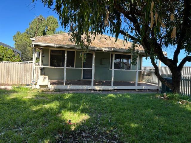 Neat Family Home for Rent in Beachlands