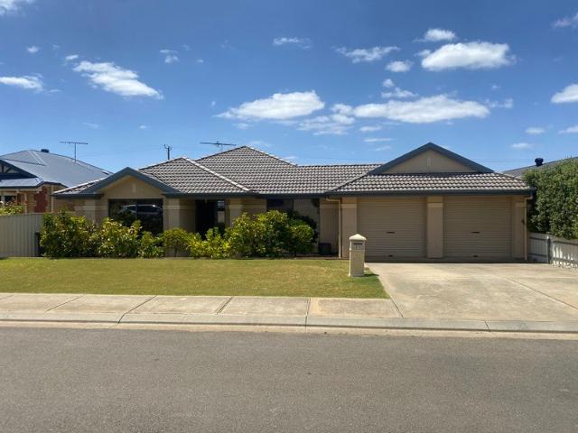 Neat Family Home in Excellent Location