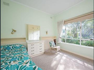 Neat Family Home in Heart of Blackwood Available for a 3 month lease only
