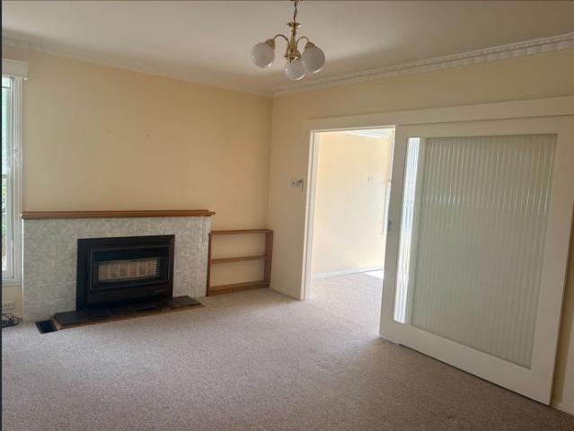 Neat family home with gardener included