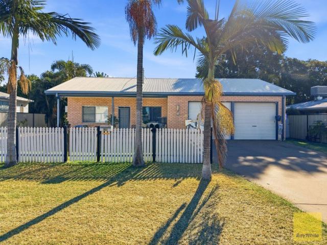 NEAT FLOOD FREE LOW SET BRICK HOME